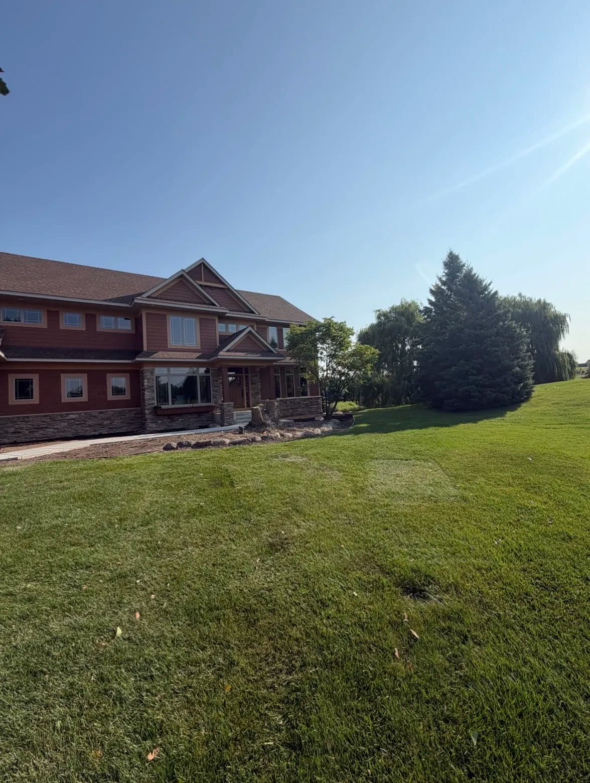 Gallery photos for Large Tree Removal Right Next to a Home in Dellwood MN: Image #4